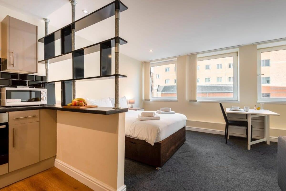 דירות Modern & Bright Budget Studio In Central דונקסטר מראה חיצוני תמונה
