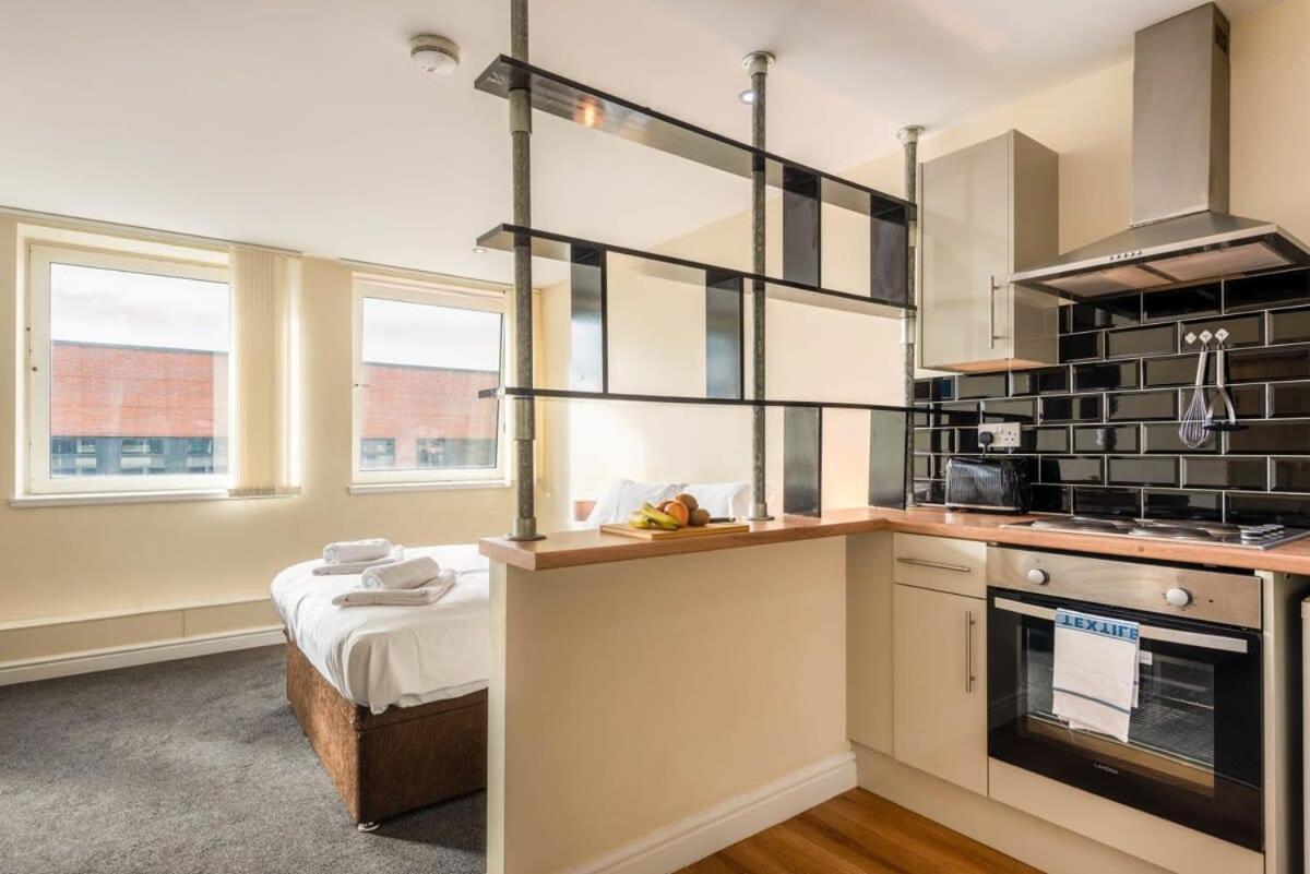 דירות Modern & Bright Budget Studio In Central דונקסטר מראה חיצוני תמונה