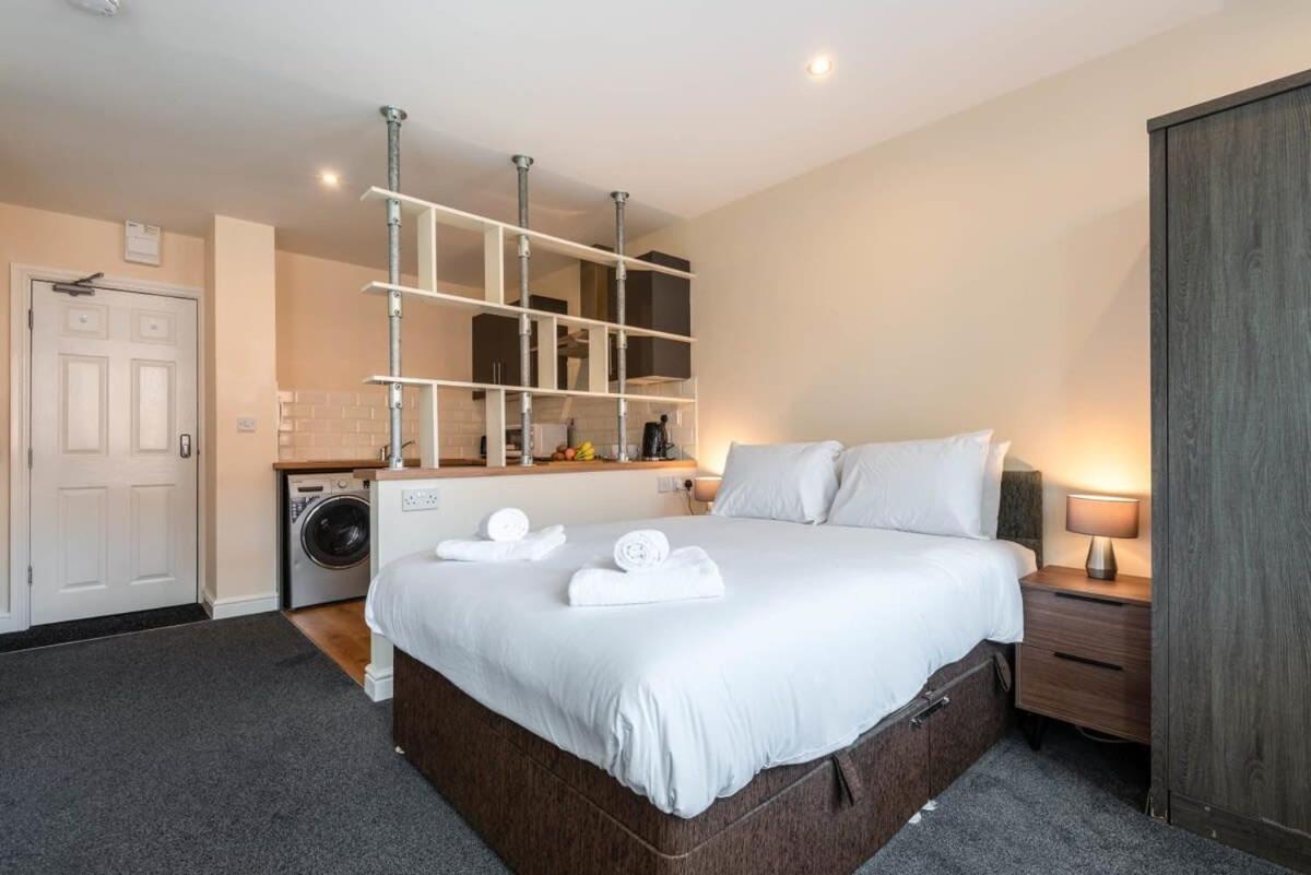 דירות Modern & Bright Budget Studio In Central דונקסטר מראה חיצוני תמונה