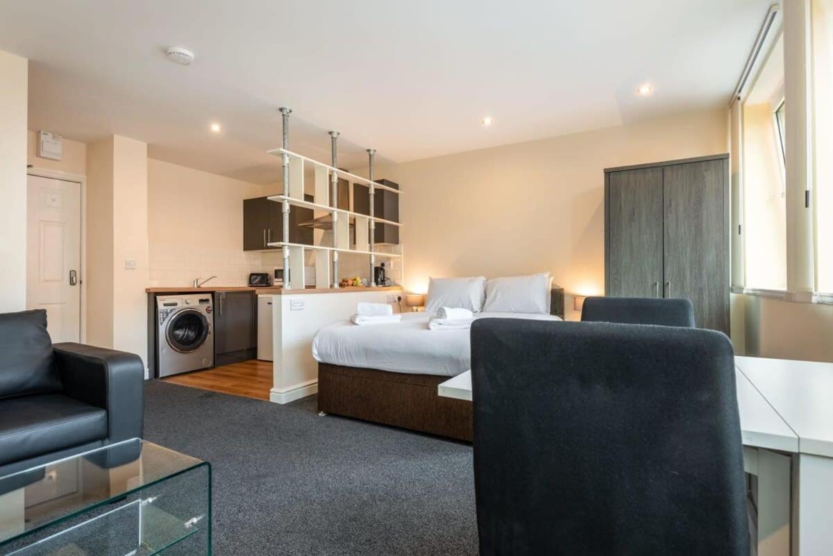 דירות Modern & Bright Budget Studio In Central דונקסטר מראה חיצוני תמונה