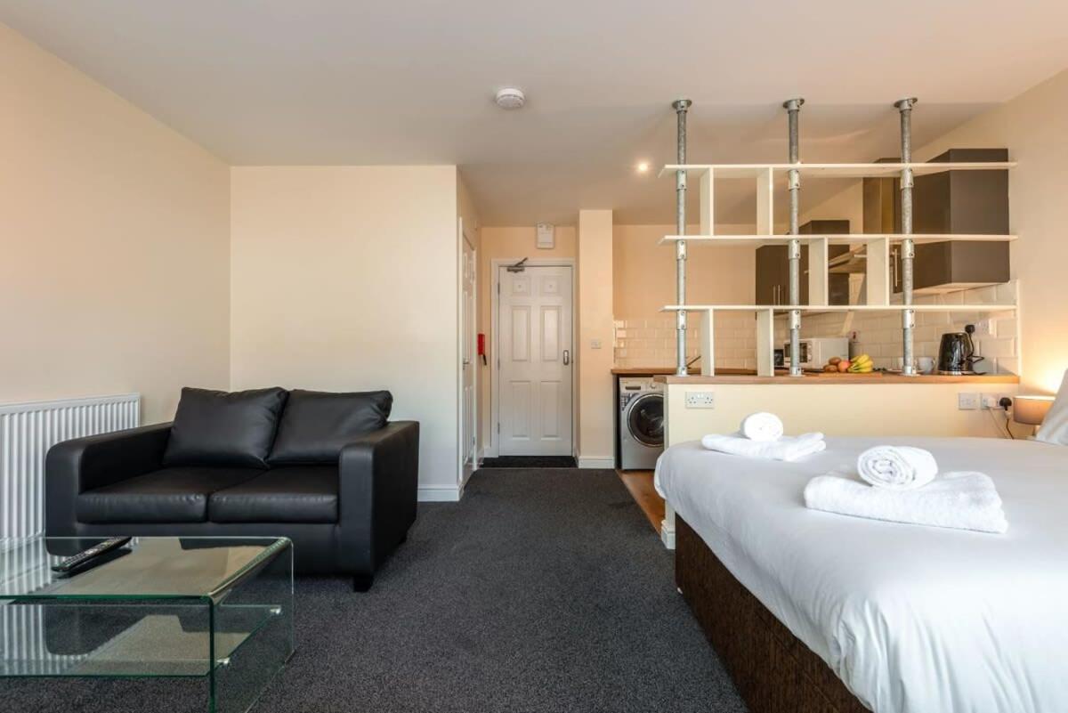דירות Modern & Bright Budget Studio In Central דונקסטר מראה חיצוני תמונה